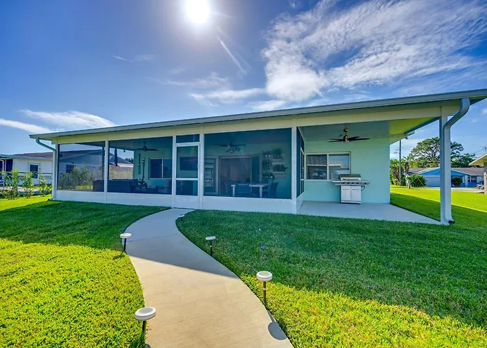 Sebring Serenity: Waterfront Retreat W/ Boat Dock!