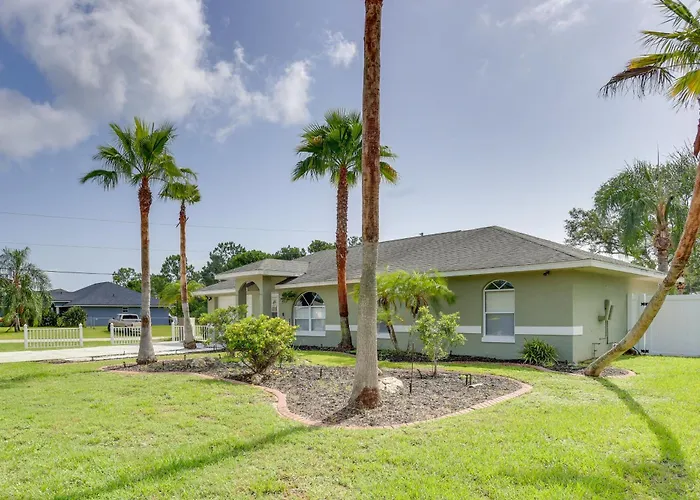 5 Mi To Highlands Hammock: Home W/ Fenced-In Yard