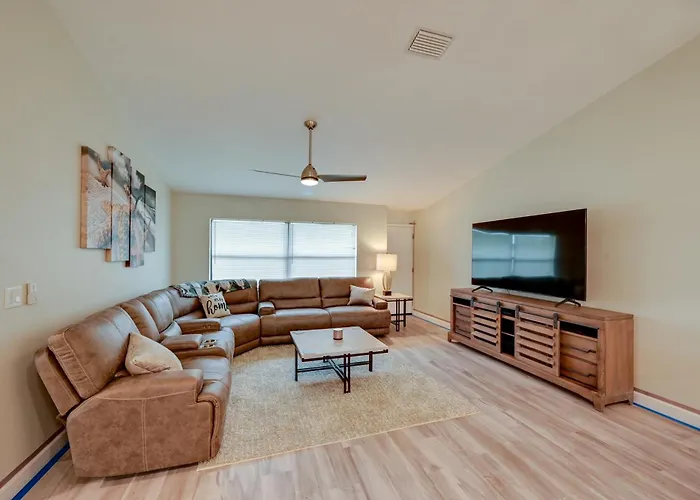 1 Mi To Golf: Sebring Condo W/ Pool Access!